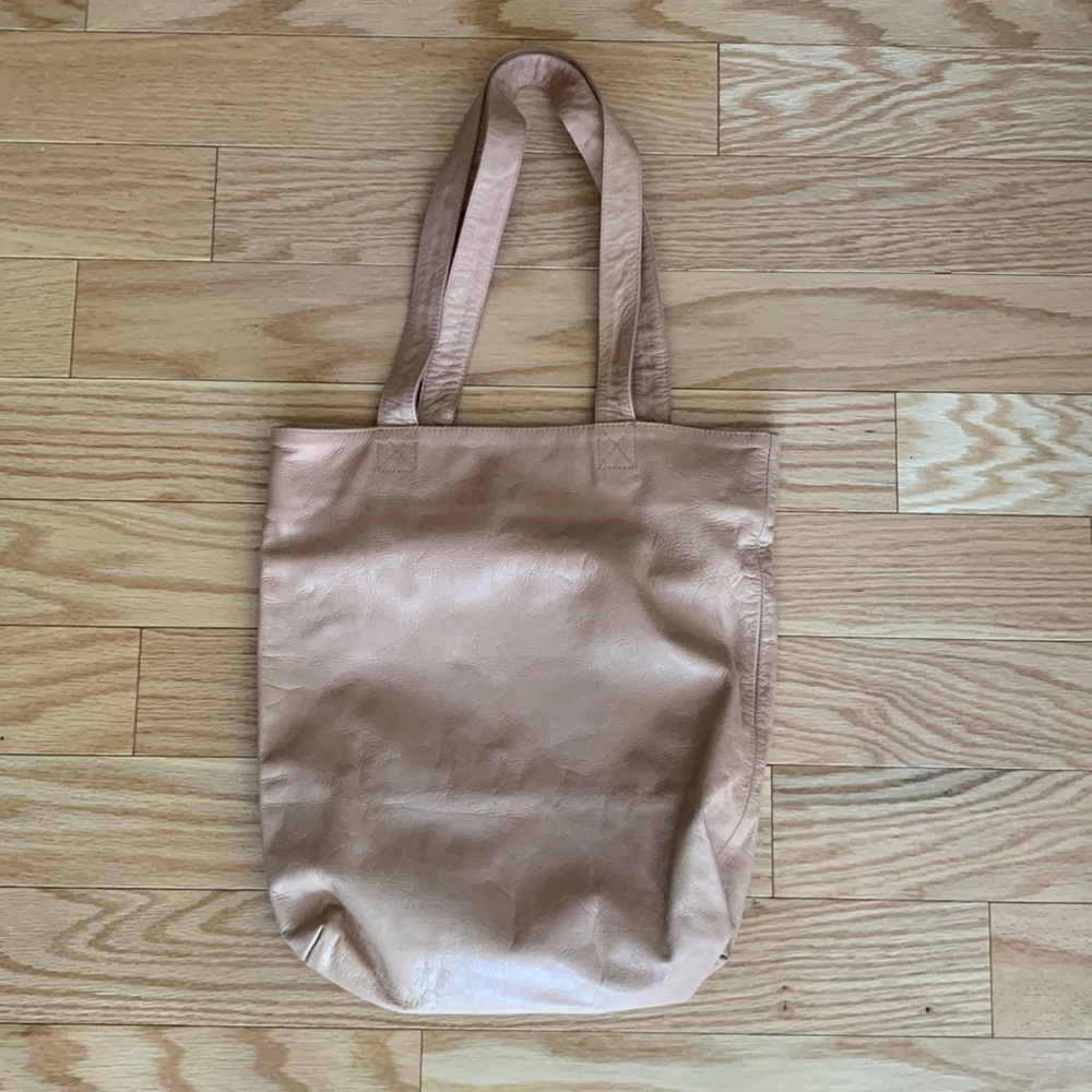 Nude leather tote bag